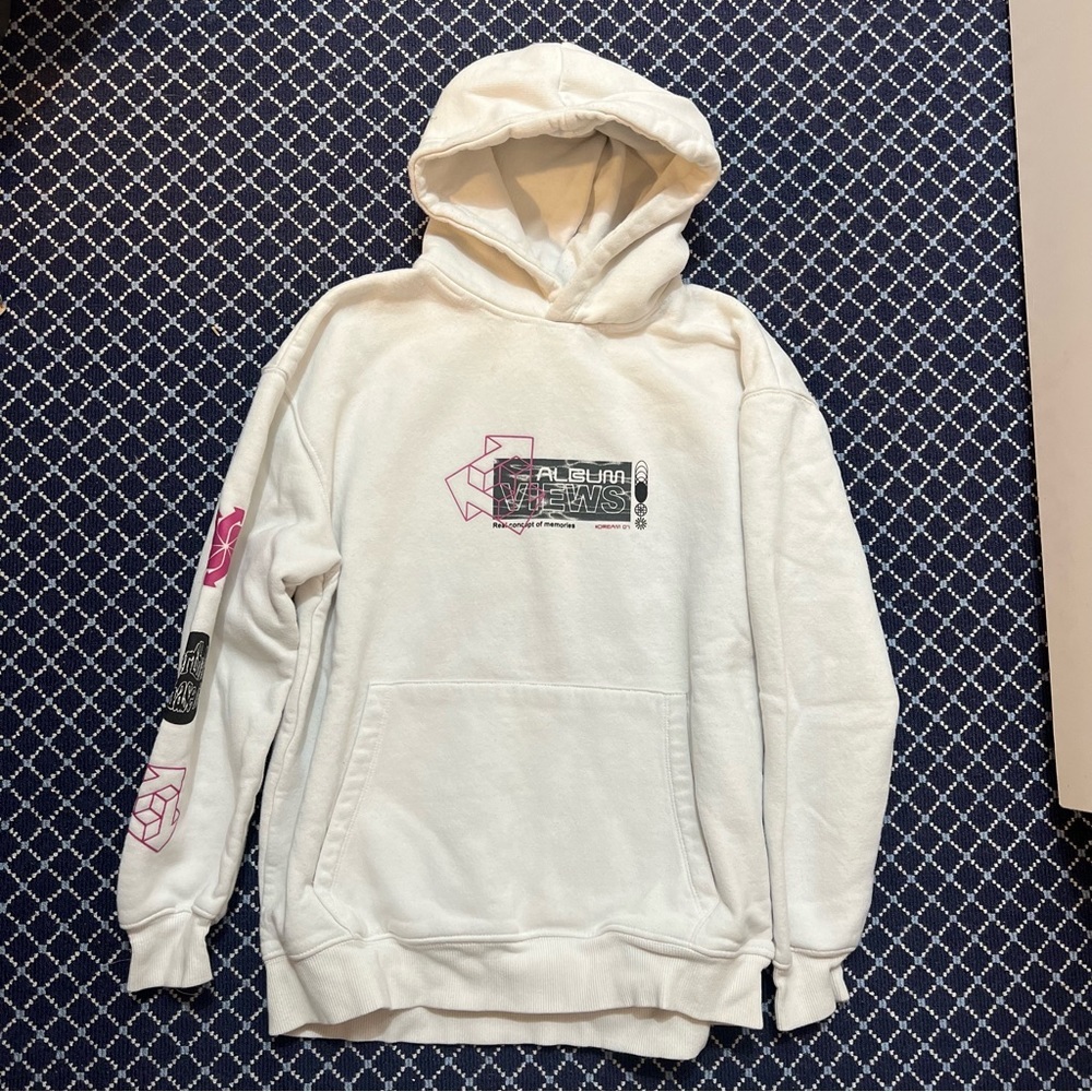 Zara Sweatshirt